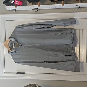 M Hill City Windbreaker 1/4 zip pullover